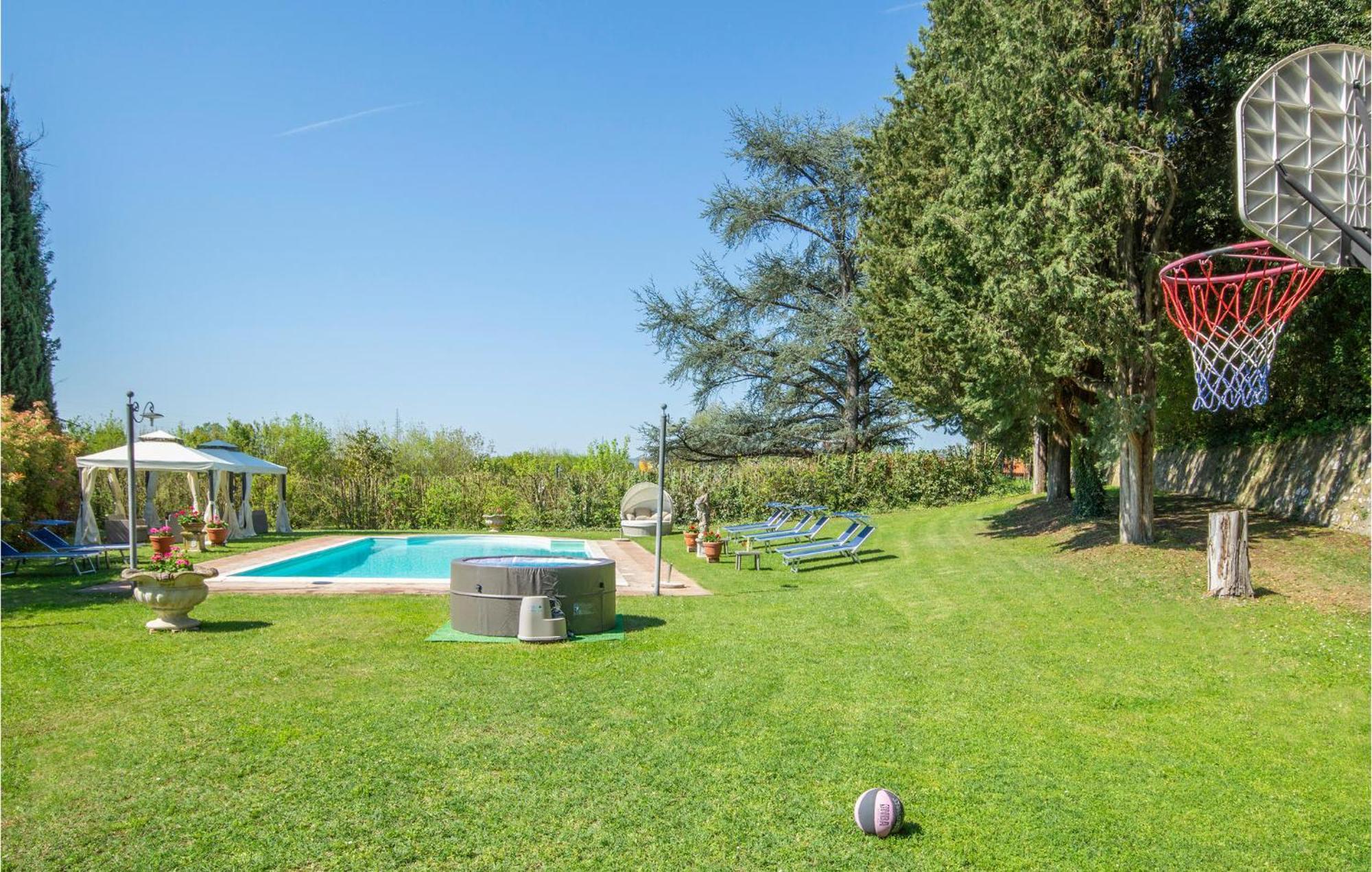 Villa Pieve, 卢奇尼亚诺 外观 照片